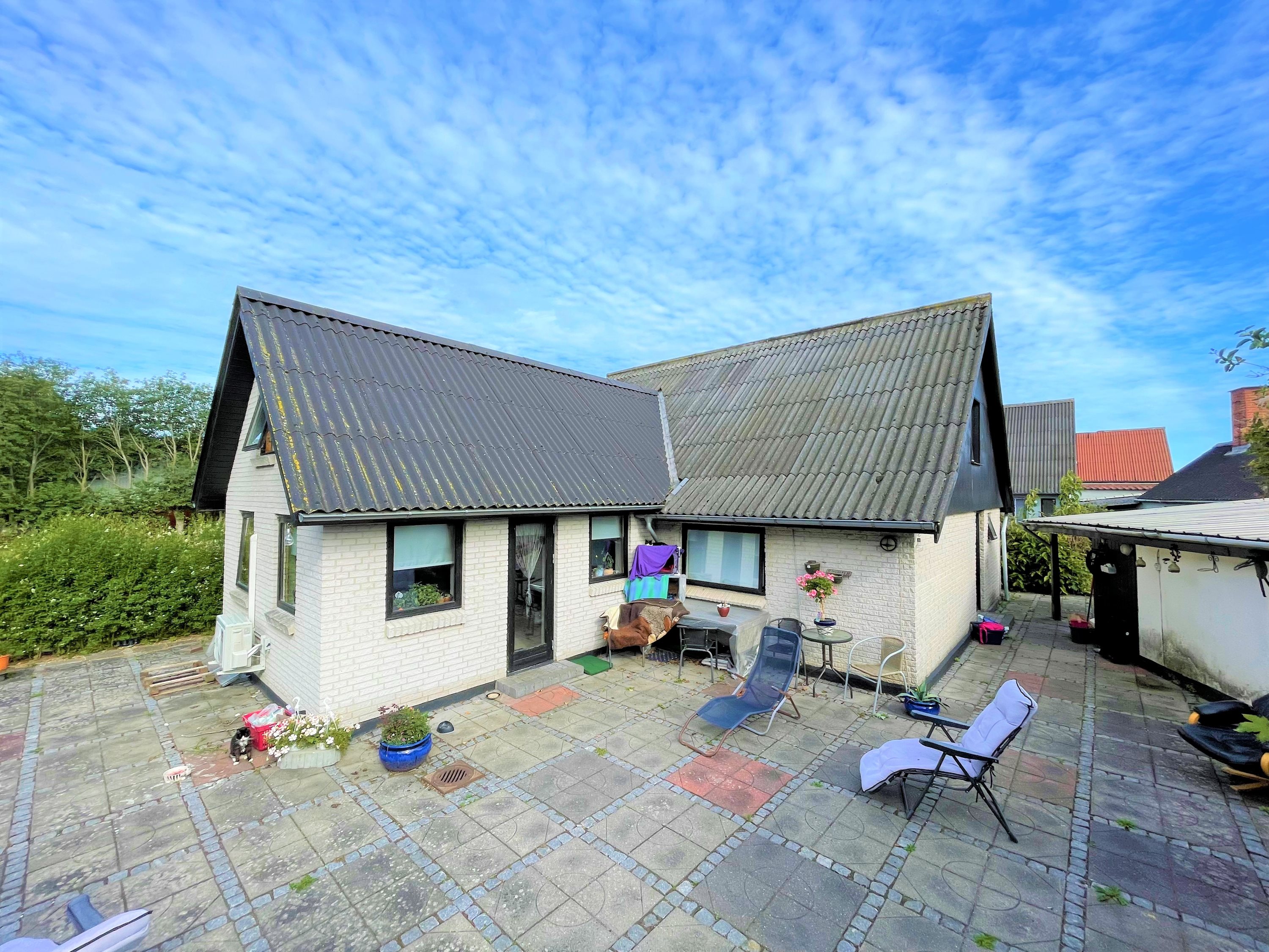 Villa på Gl. Stationsvej 6 8970 Havndal.