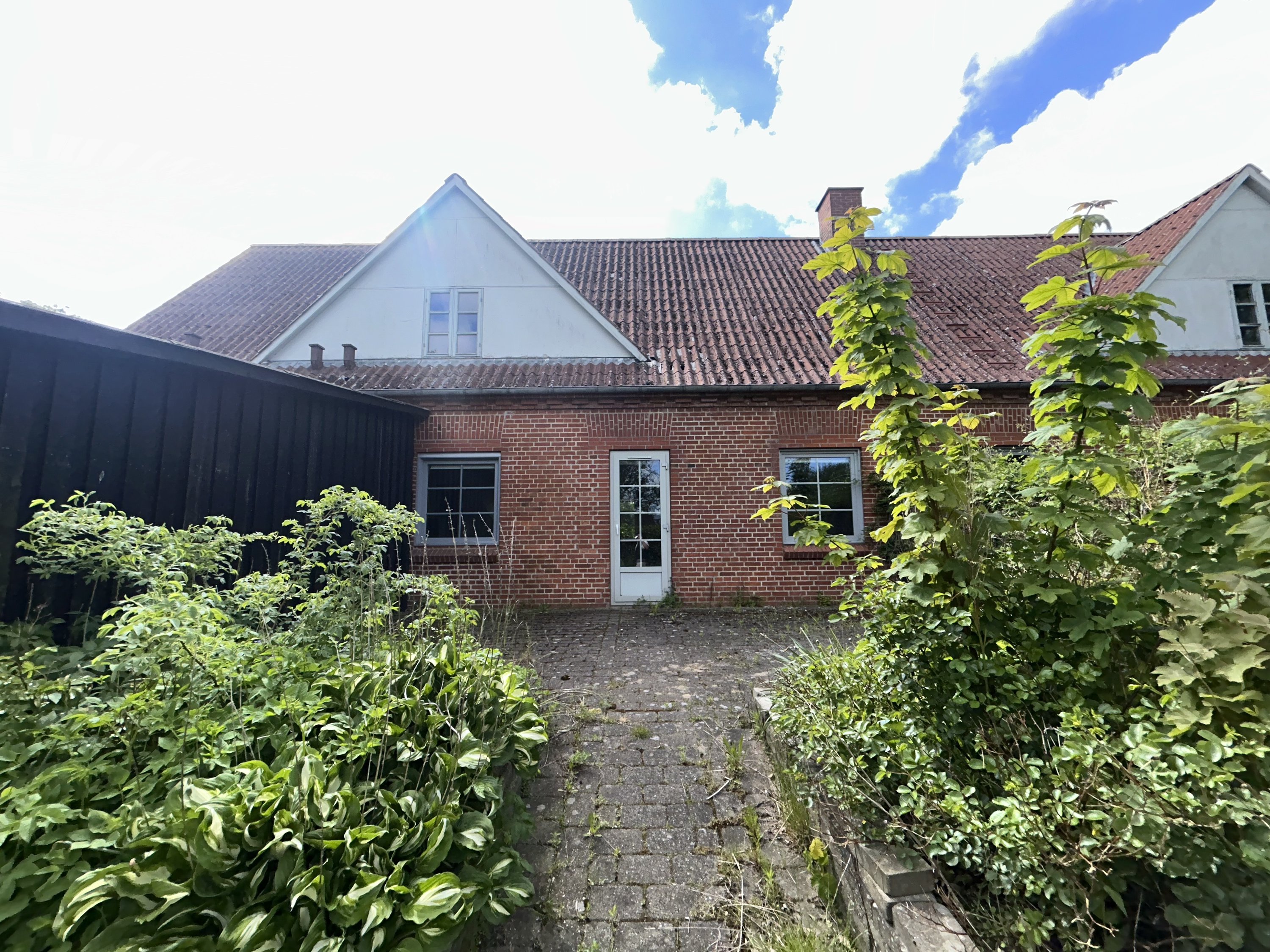 Villa på Møllevej 1 7660 Bækmarksbro.